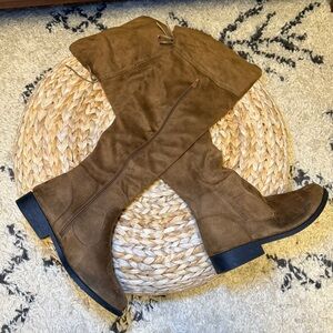 Qupid Brown Suede Knee High Boots